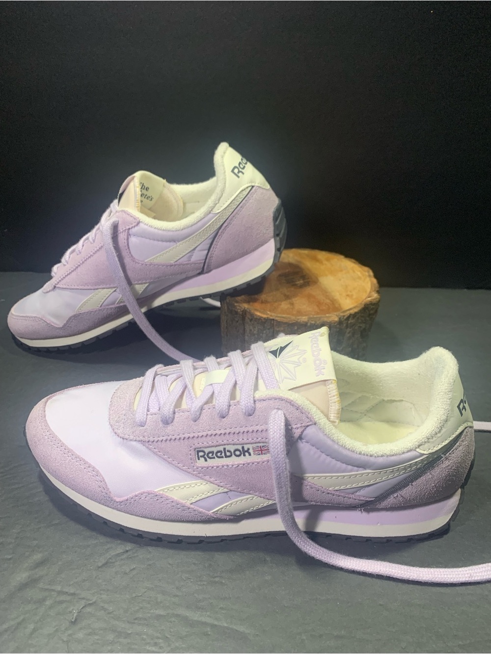 Reebok Classic AZ Women’s Purple White Sneakers Shoe Size-9.5